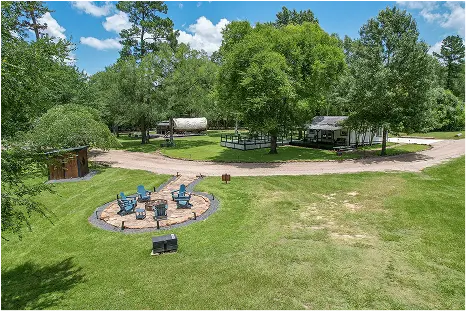 Outdoor view of the firepit outside the cottage